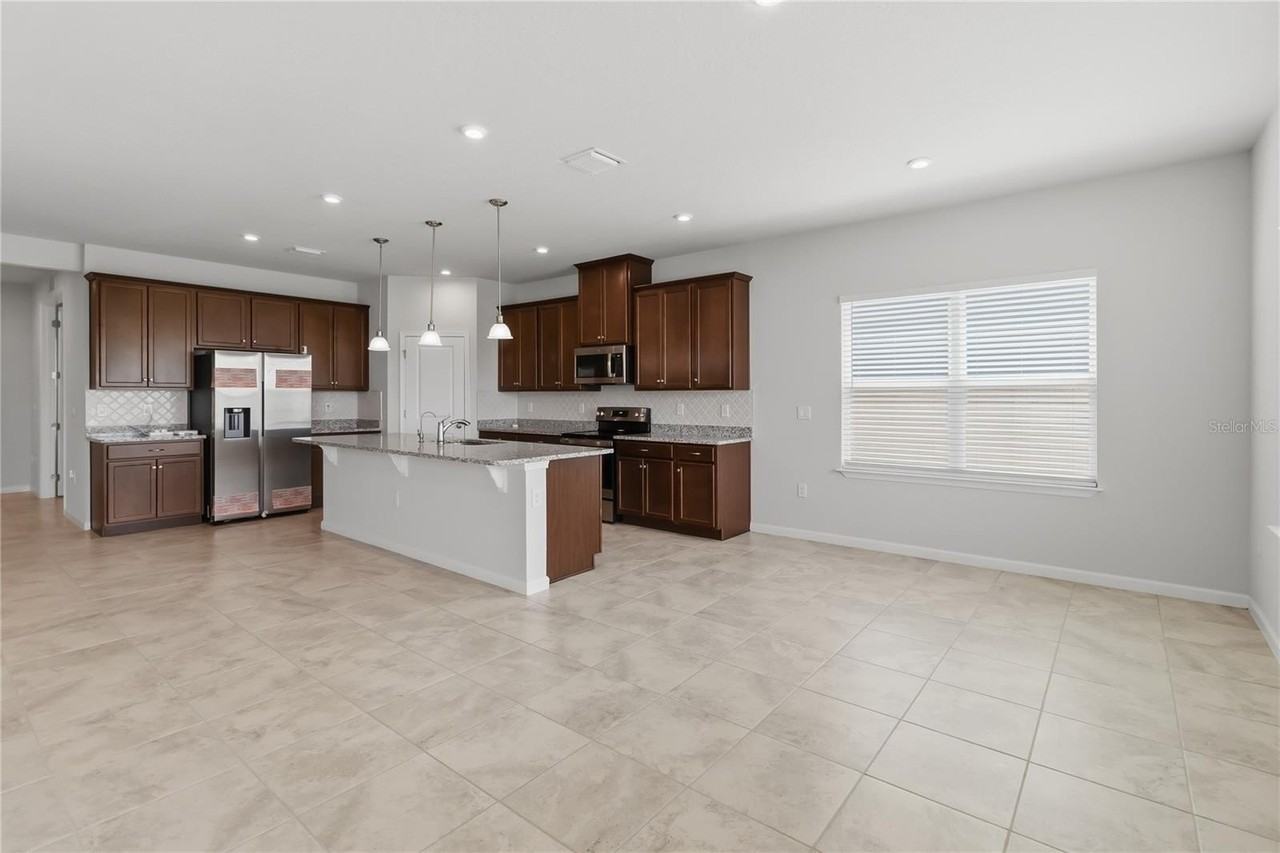 5581 Vigo Loop - Photo 7 of 31