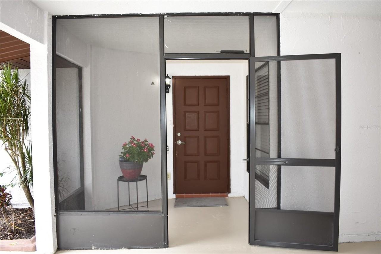 1702 Aura Ct - Photo 2 of 36