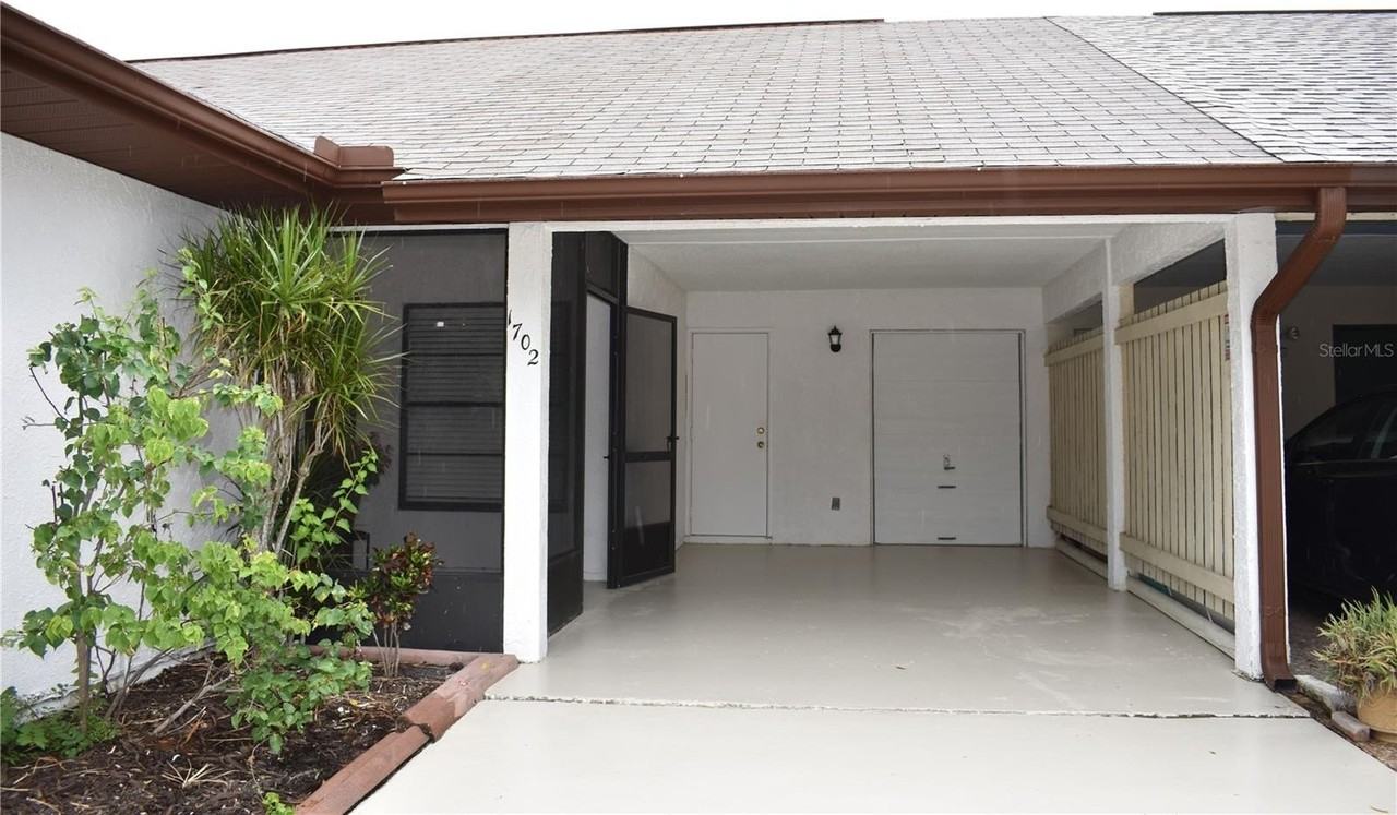 1702 Aura Ct - Photo 4 of 36
