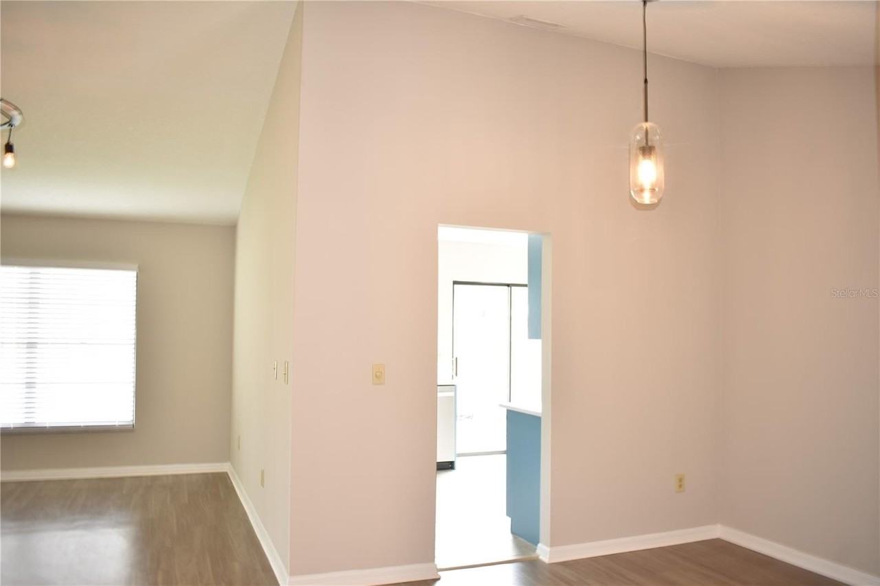 1702 Aura Ct - Photo 5 of 36