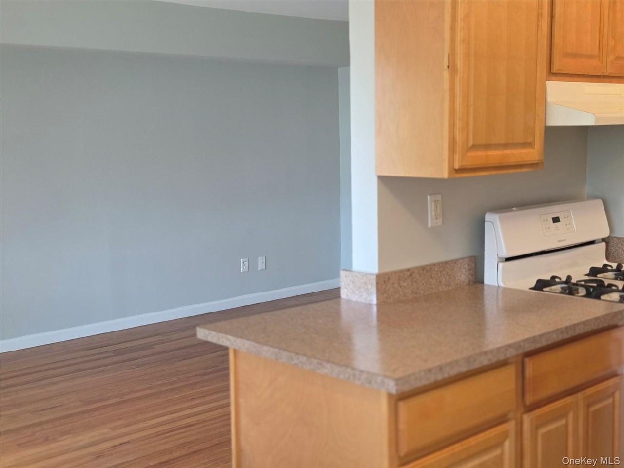16 Pavilion Ridge Way #6 - Photo 3 of 6