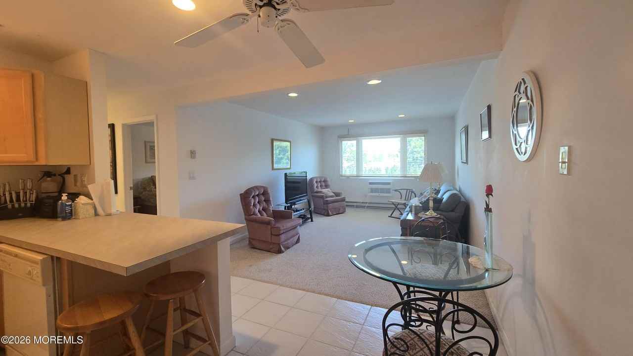 210 5th Ave #29 - Photo 4 of 15