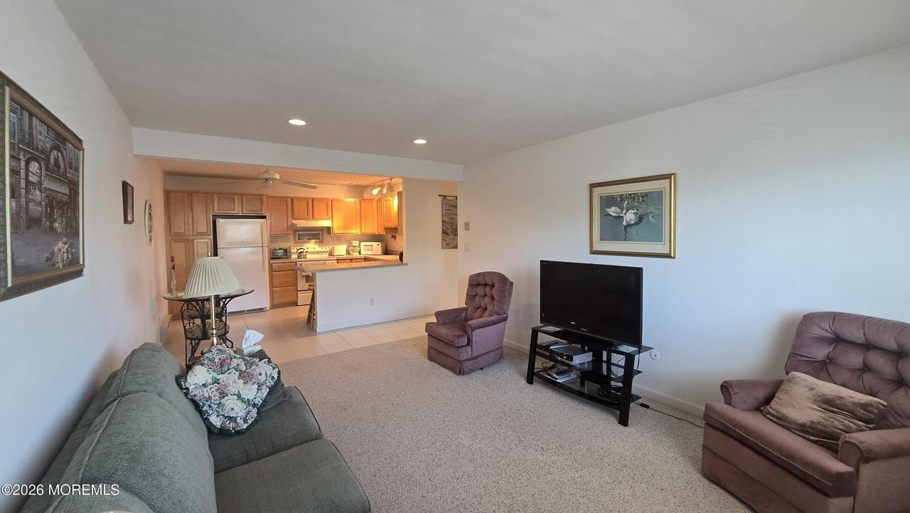 210 5th Ave #29 - Photo 6 of 15