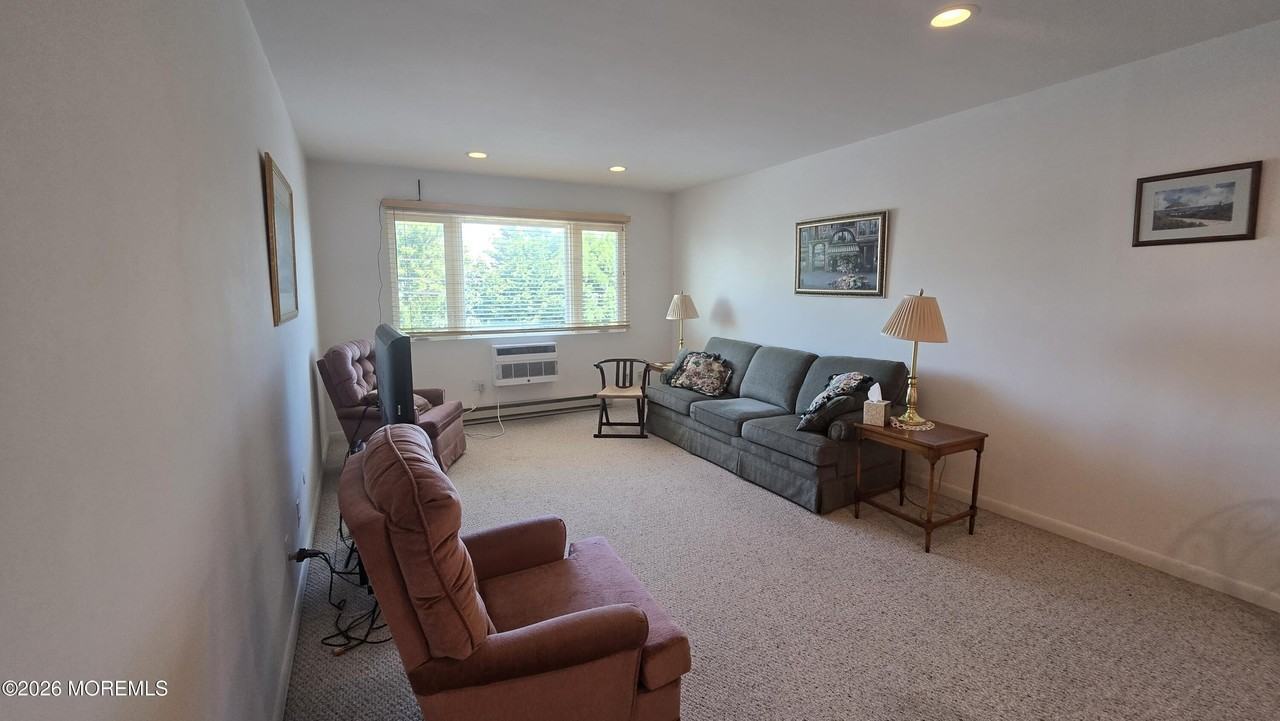 210 5th Ave #29 - Photo 7 of 15