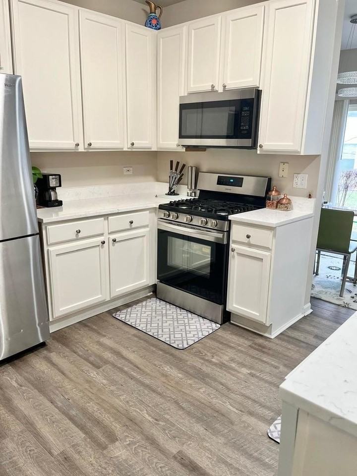 680 Meadowridge Dr - Photo 5 of 8