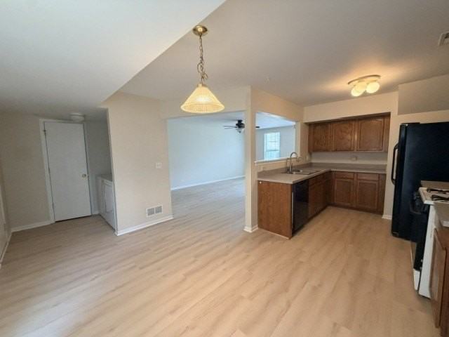 729 Serendipity Dr - Photo 4 of 11