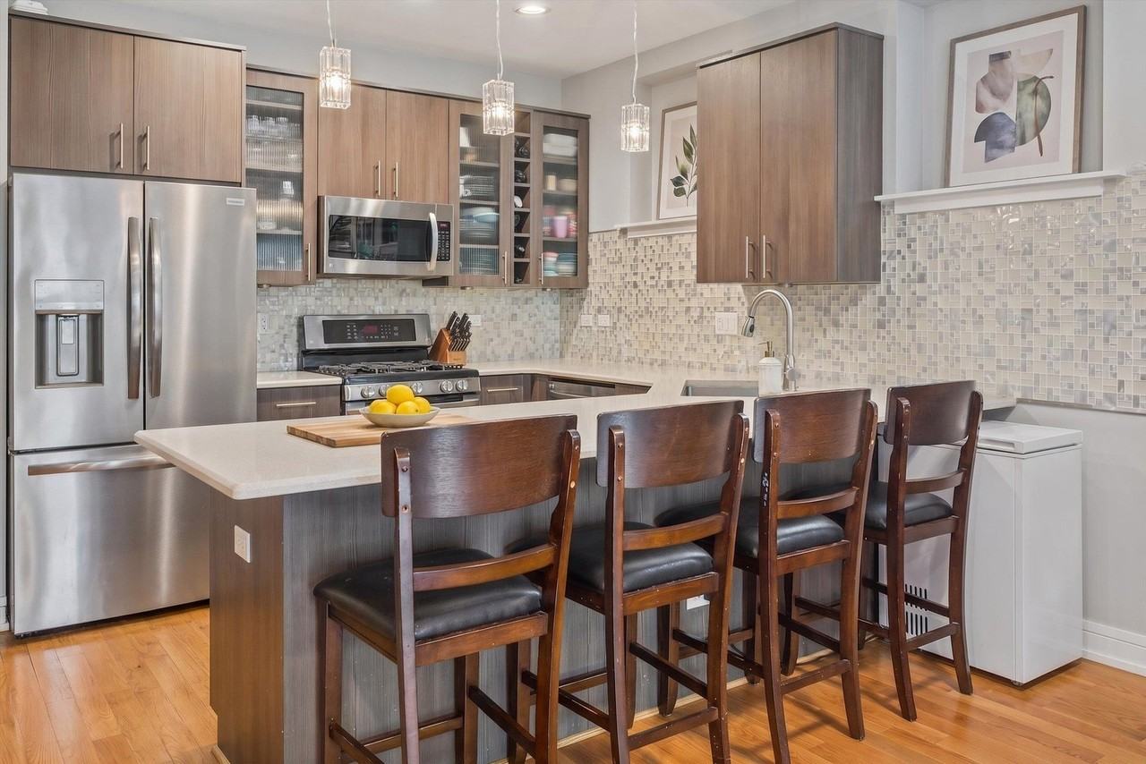 4303 N Kenmore Ave #1S - Photo 5 of 15