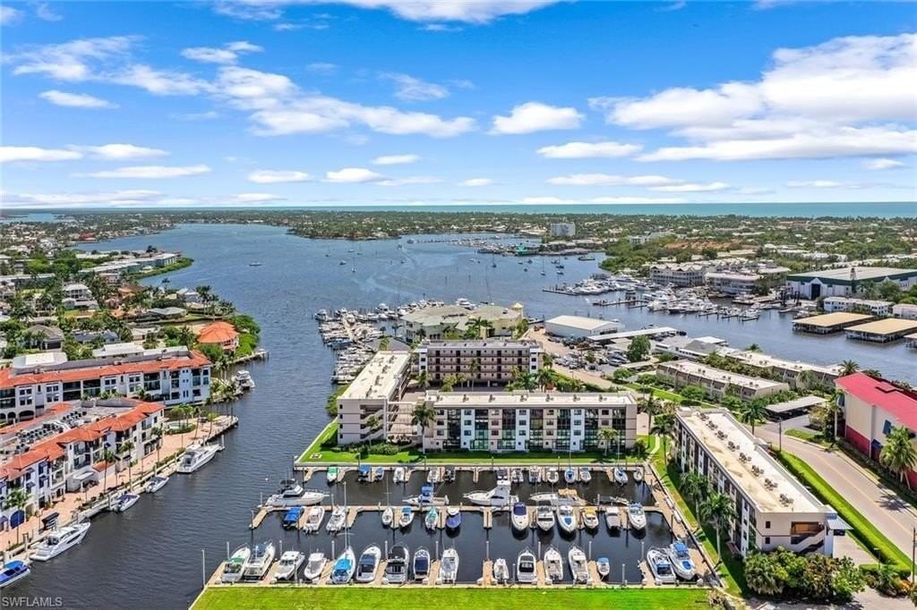 807 River Point Dr #102D