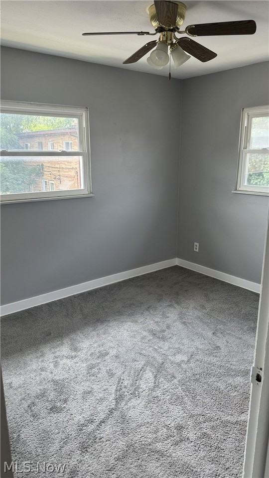 16209 Maplewood Ct - Photo 7 of 9