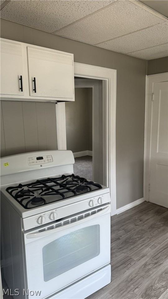 8502 Grand Division Ave - Photo 7 of 13