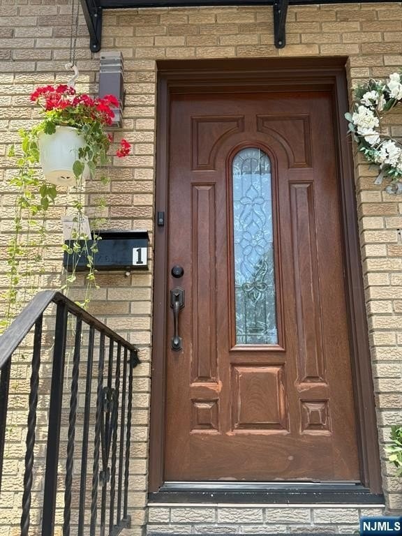 73 Columbia St #1 - Photo 2 of 18