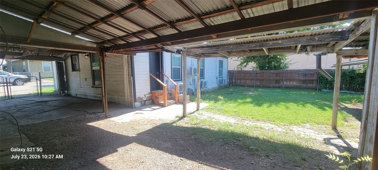 1006 S Chestnut St - Photo 6 of 28