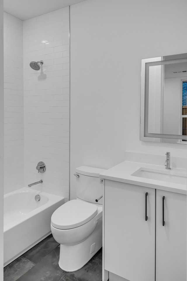 426 W 9th St - Photo 4 of 30
