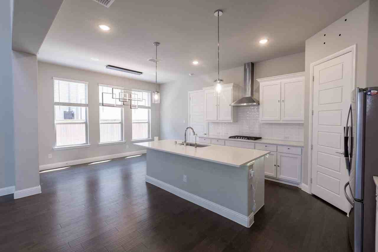 8521 Ottowa Rdg - Photo 7 of 37