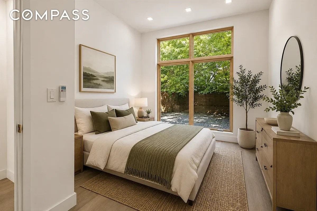 455 Lexington Ave #1A - Photo 3 of 6