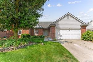 featured image of 42137 Trent Dr