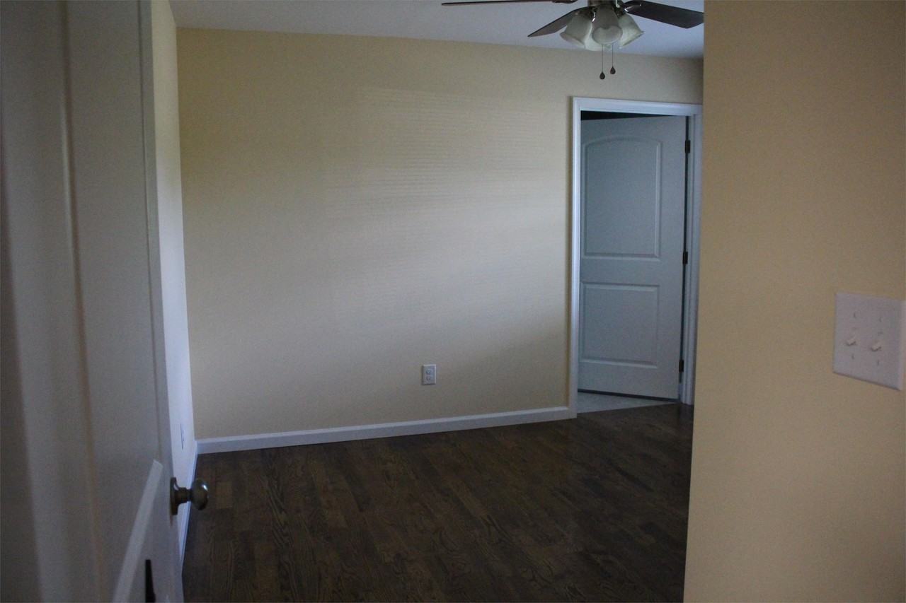 496 Stage Rd #4 - Photo 2 of 31