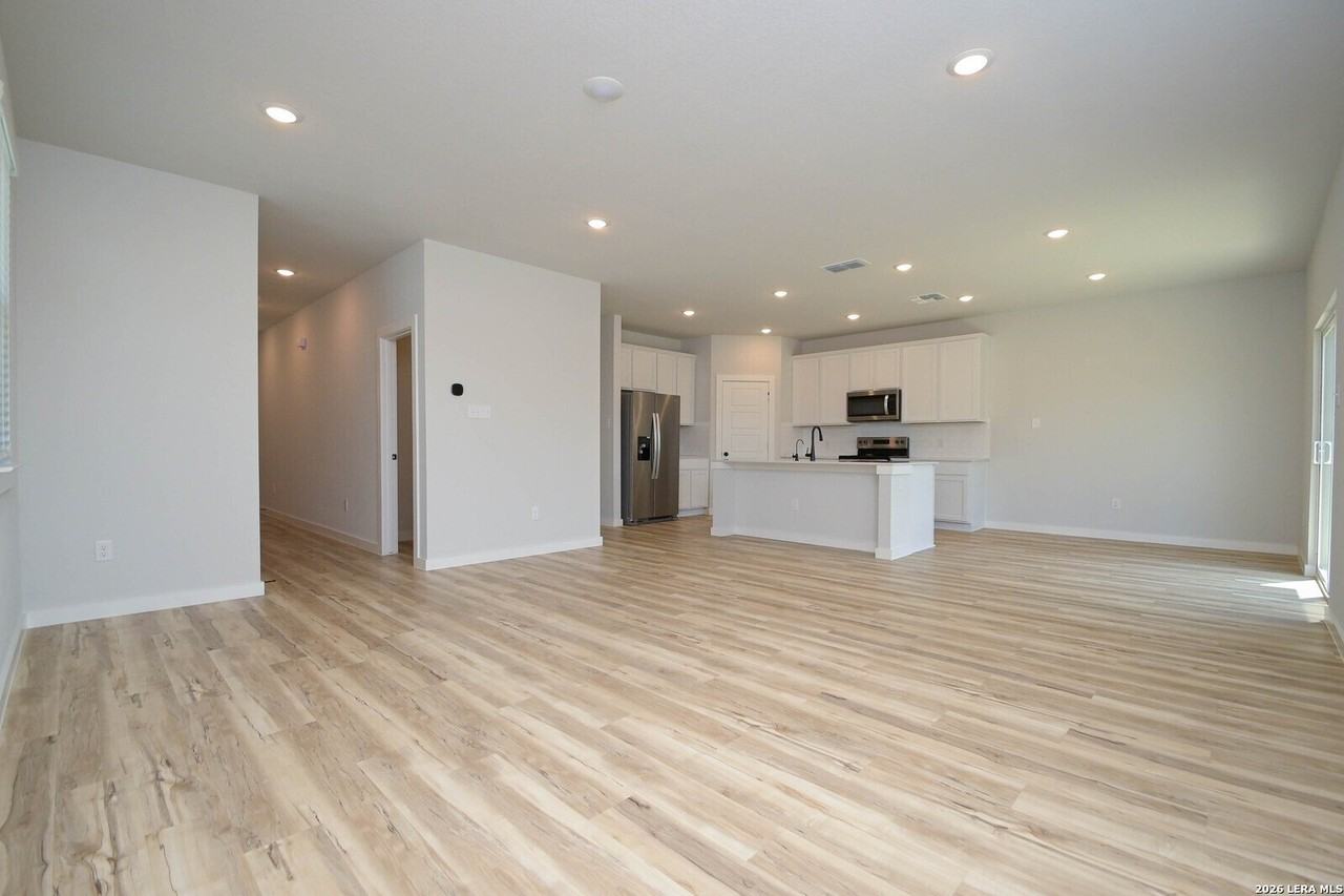 5935 W Hausman Rd #26 - Photo 4 of 30