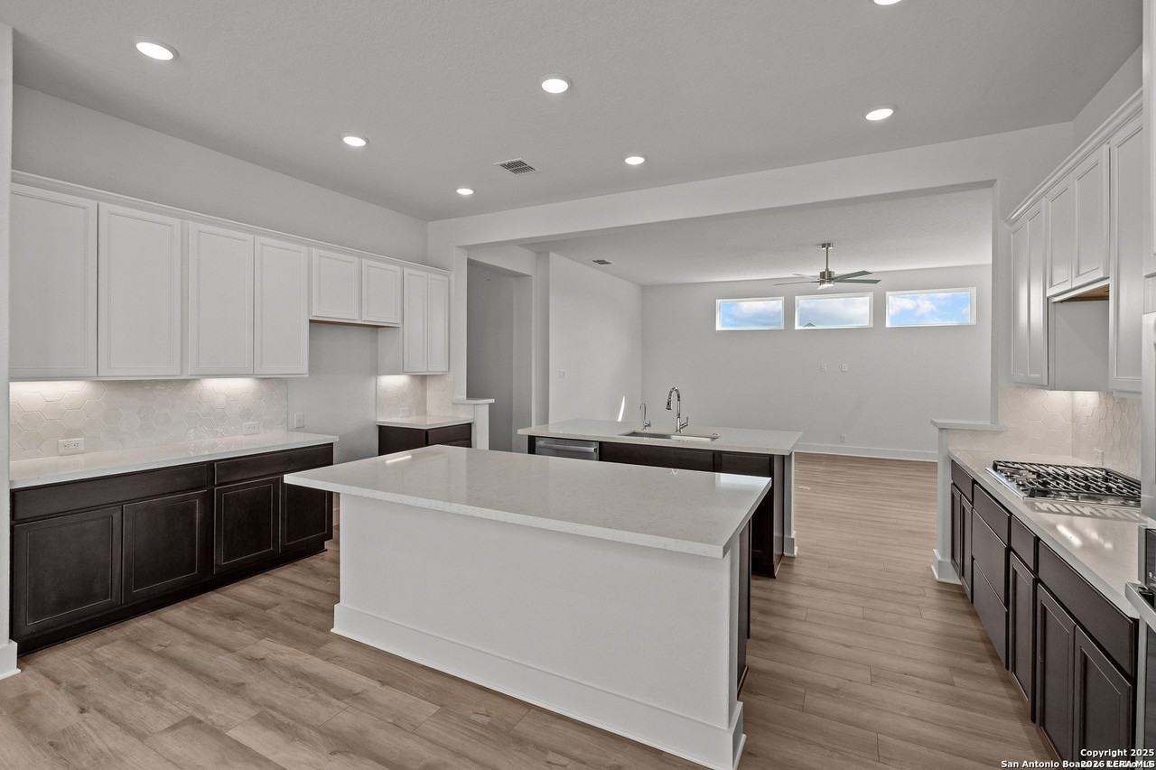 413 Hinsdale Run - Photo 5 of 41