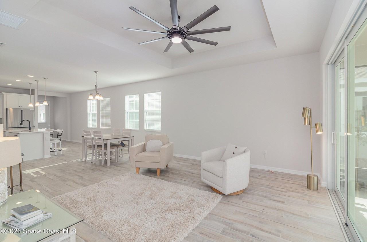 2406 Kamin Dr - Photo 7 of 18