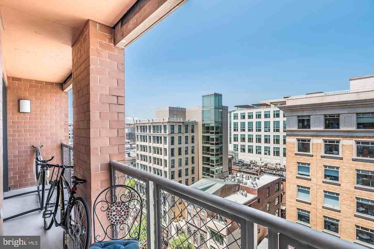 616 E St Nw #1220 - Photo 5 of 20