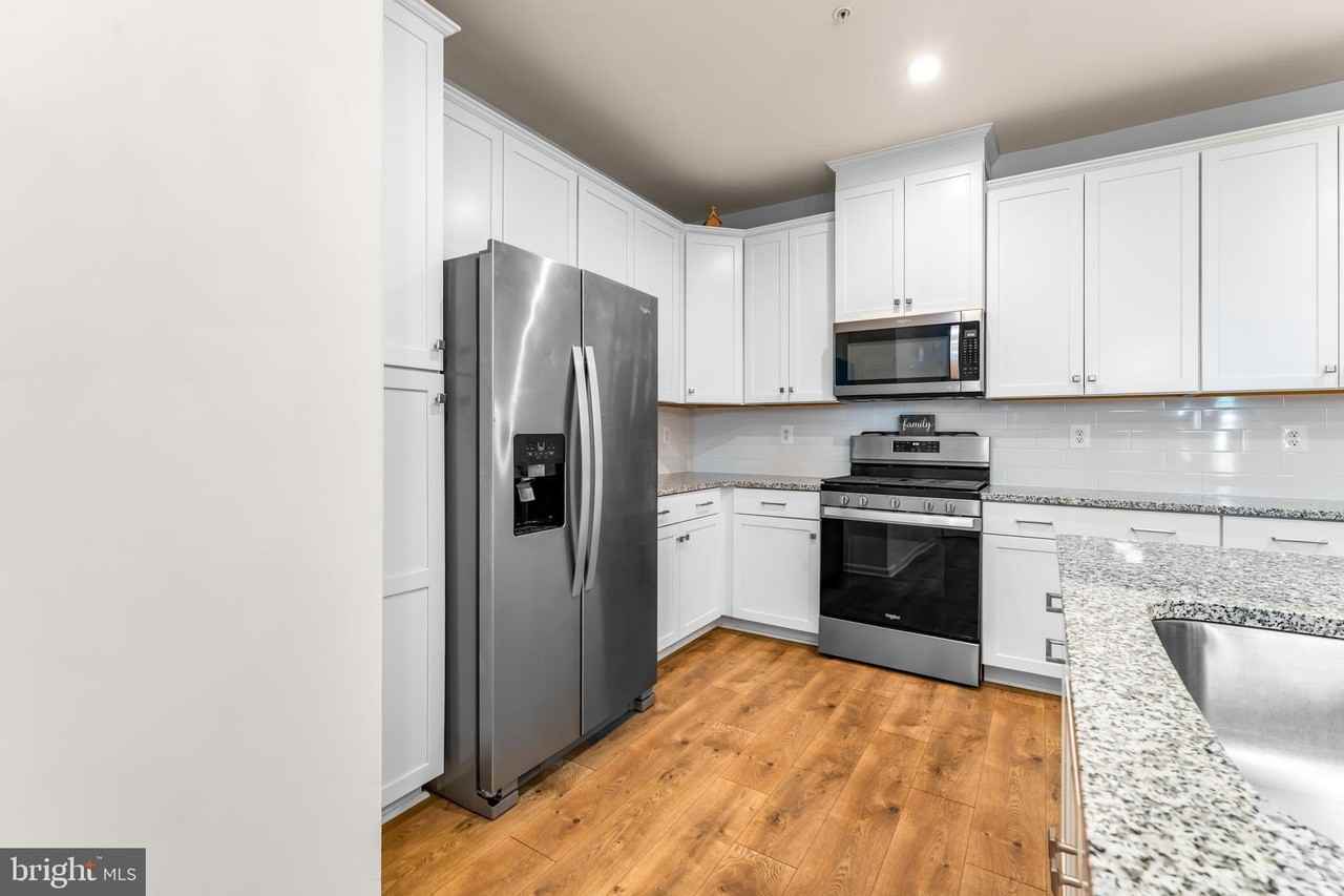 4520 Reaney Ln #483 - Photo 7 of 34