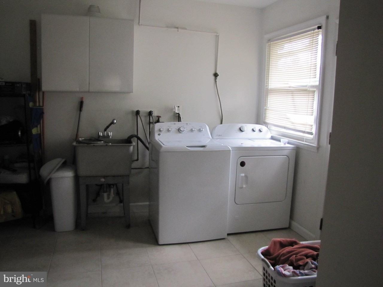 436 Suffolk Dr - Photo 7 of 10