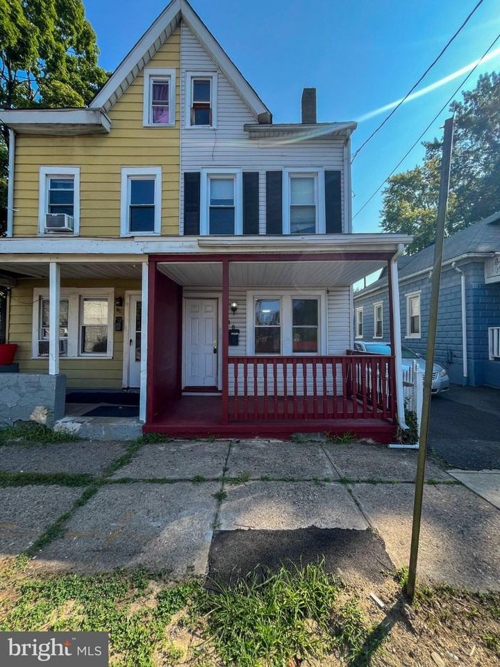 18 Wiley Ave - Photo 2 of 18