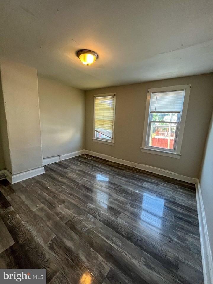 18 Wiley Ave - Photo 6 of 18