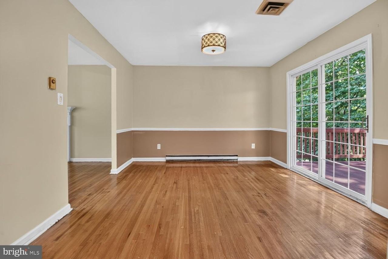 3409 Beverly Dr - Photo 5 of 40