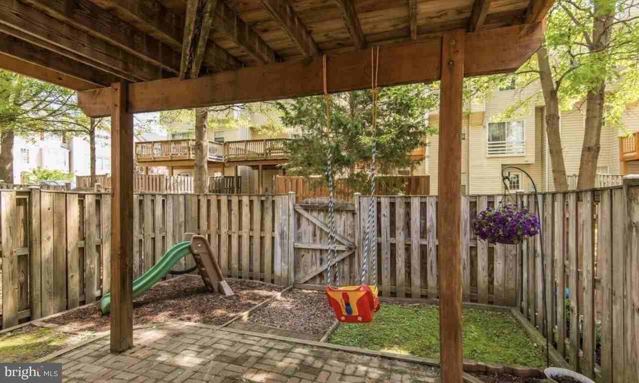 6107 Asher Ct - Photo 3 of 3