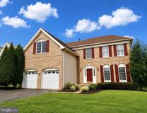 43520 Lucketts Bridge Cir - Photo 1 of 1