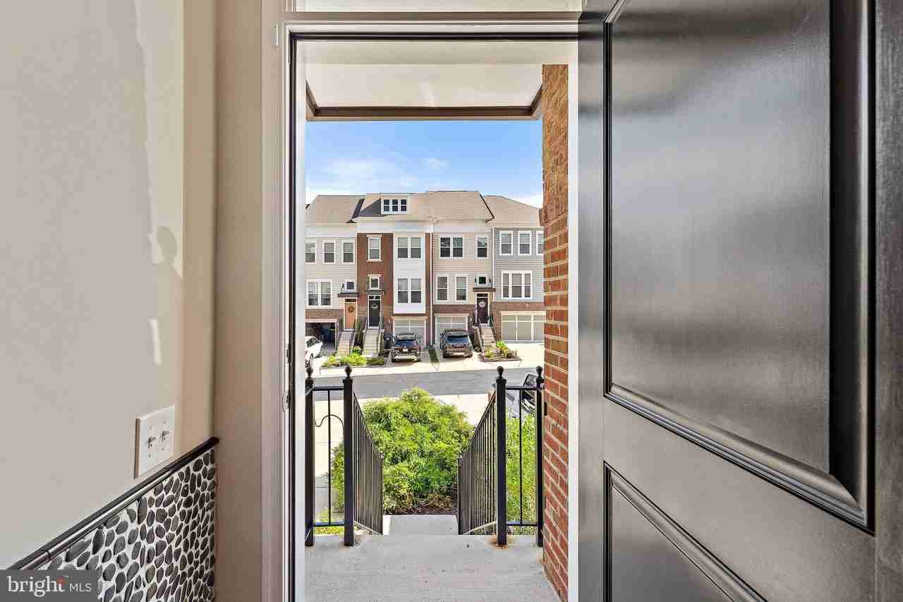 42673 New Dawn Ter - Photo 4 of 49