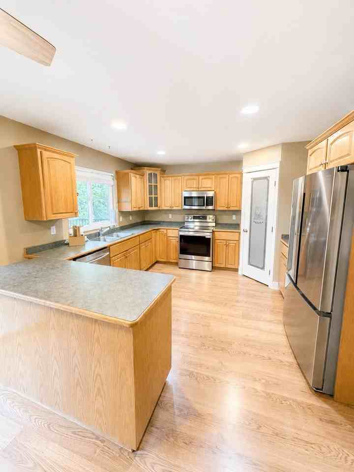23733 Boulder Place - Photo 6 of 24