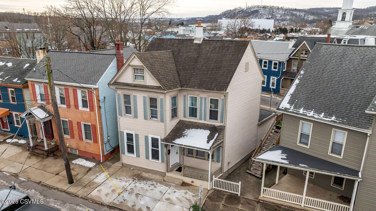 148 Bloom St - Photo 2 of 40
