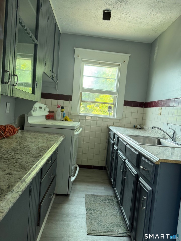 101 Jacobs St - Photo 5 of 8