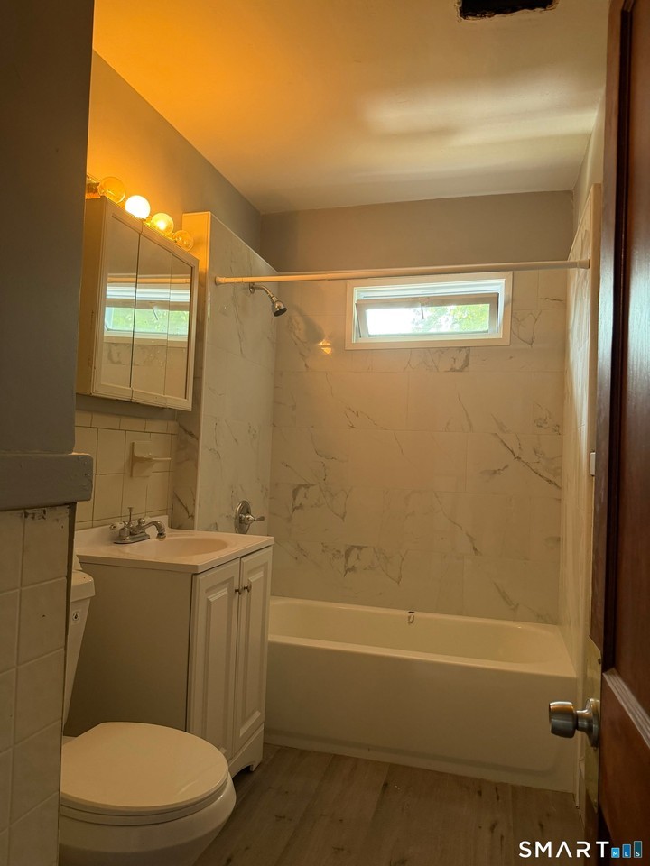 101 Jacobs St - Photo 6 of 8