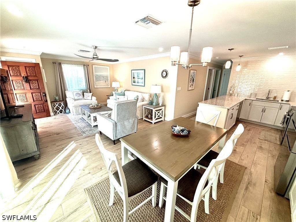 1435 Curlew Ave - Photo 6 of 26