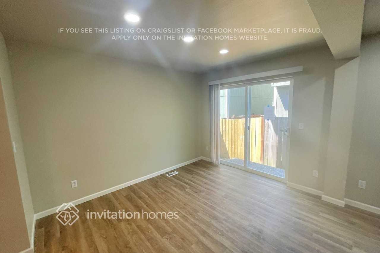 7325 178th Street Ct E - Photo 7 of 20