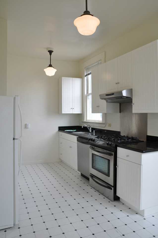 810 Masonic Ave #6 - Photo 2 of 19