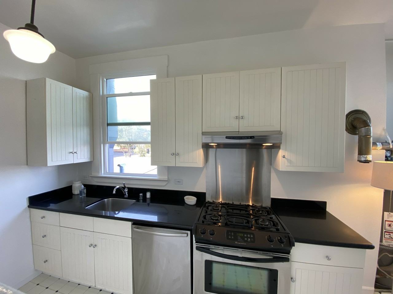 810 Masonic Ave #6 - Photo 3 of 19