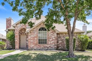 featured image of 2124 Creek Royal Dr