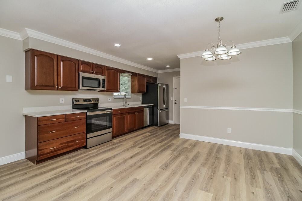 517 Sean Ct - Photo 5 of 16