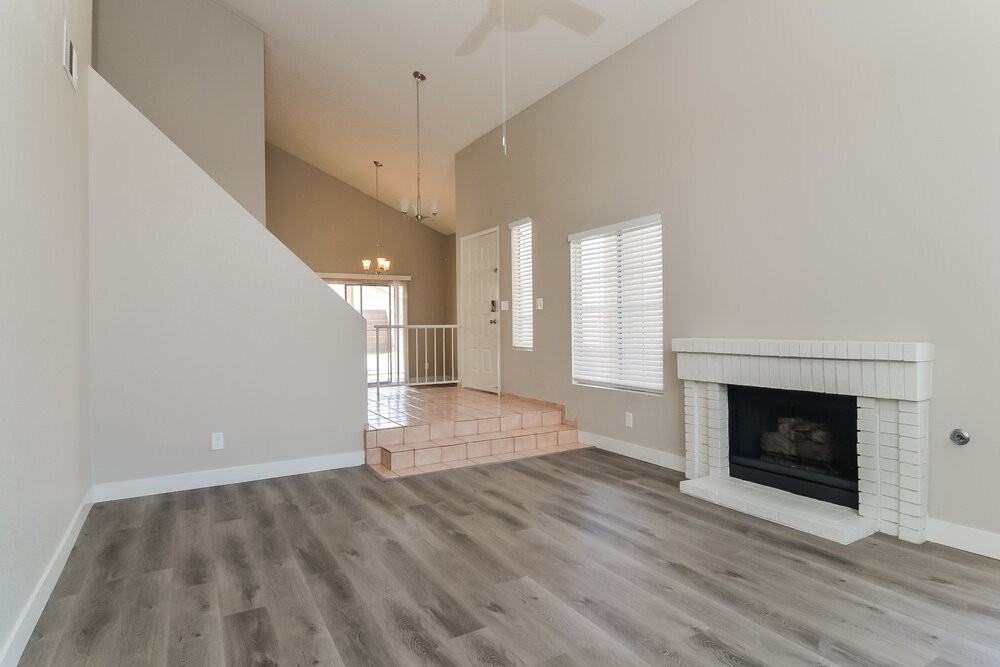 763 Butternut Ct - Photo 7 of 17