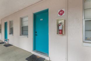 555 62nd St S - Photo 1 of 1