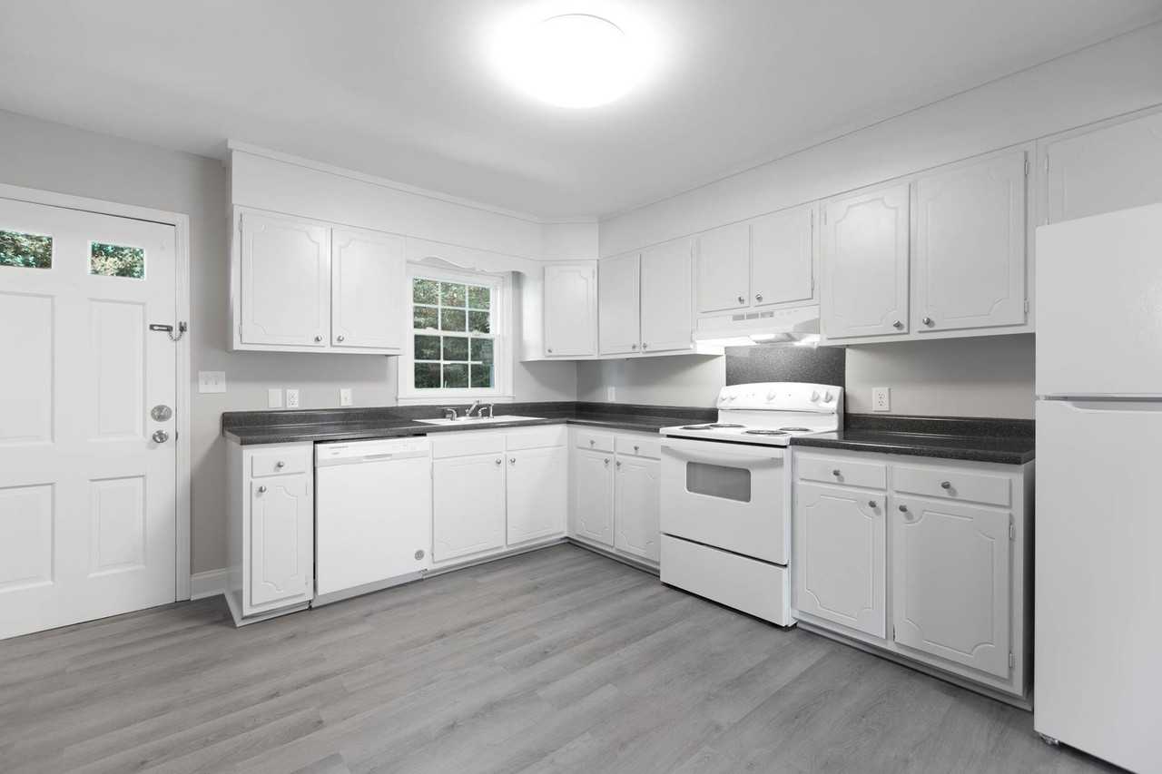 18 Forsyth St - Photo 6 of 17