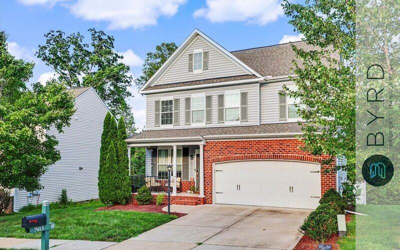 7413 Nicklaus Cir - Photo 3 of 33