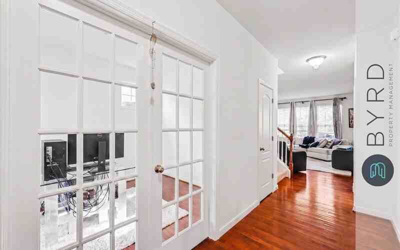 7413 Nicklaus Cir - Photo 4 of 33