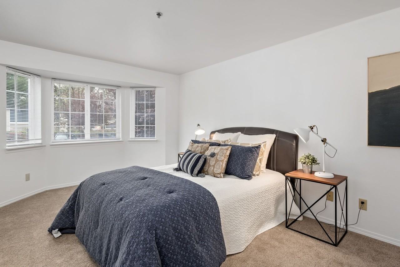 Windlass Apartments - Photo 4 of 17