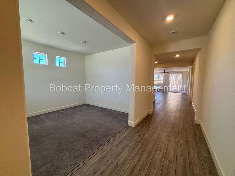 1097 Dapple Dr - Photo 6 of 40